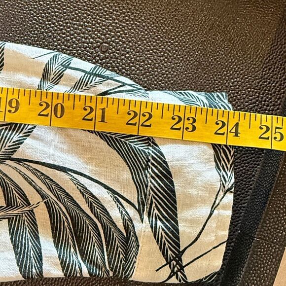 Tahari Tropical Leaf Pattern 100% Linen button down Shirt size Large - Picture 8 of 9